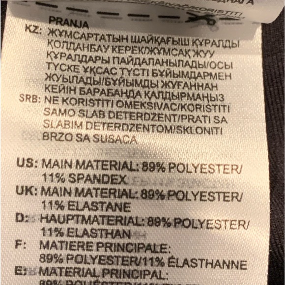 Adidas Climalite Leggings size S
Waist from side to side: 12”
Inseam 26” - Picture 8 of 10